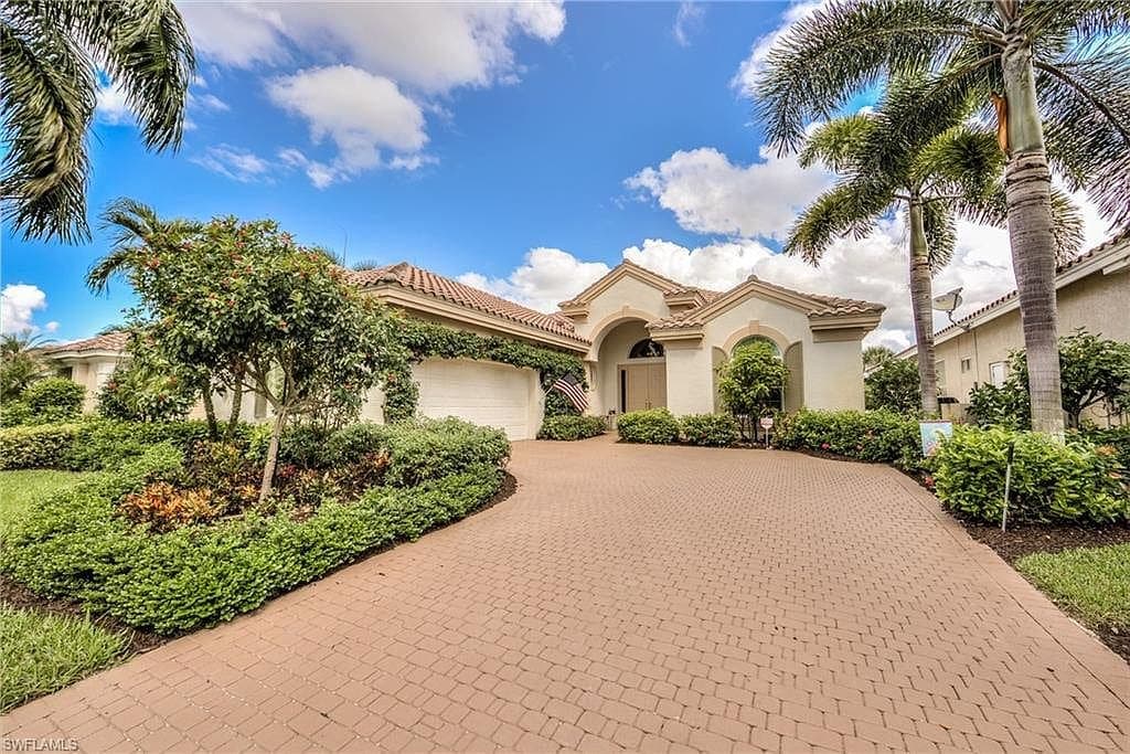 10080 Ginger Pointe Ct, Estero
