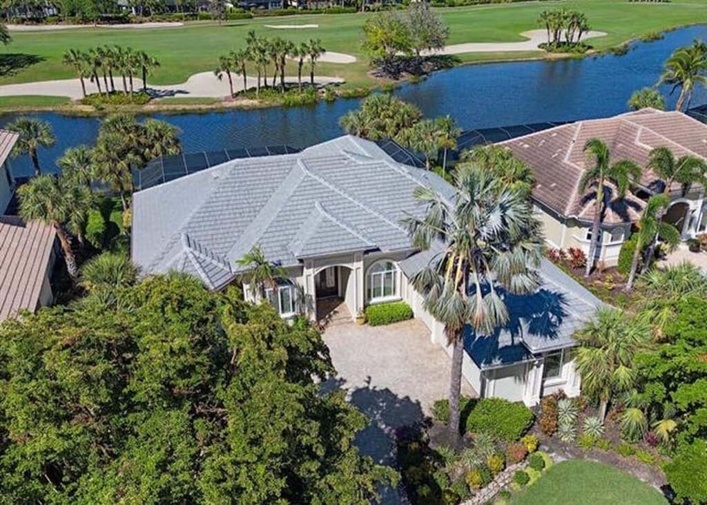 22270 Banyan Hideaway Dr, Estero