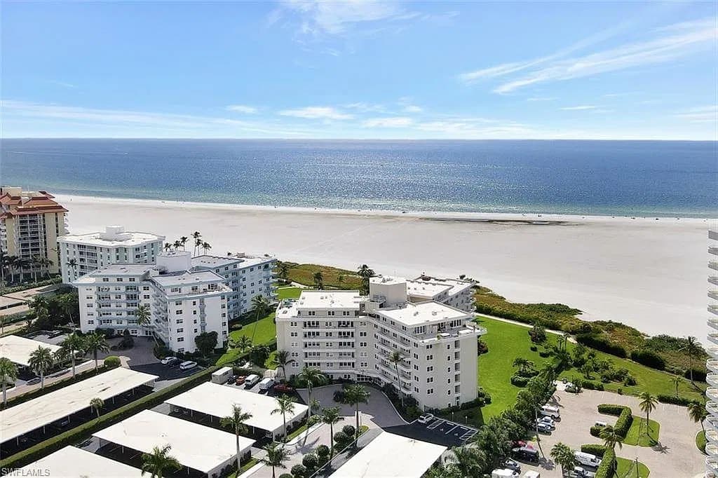 240 Seaview Ct #108, Marco Island