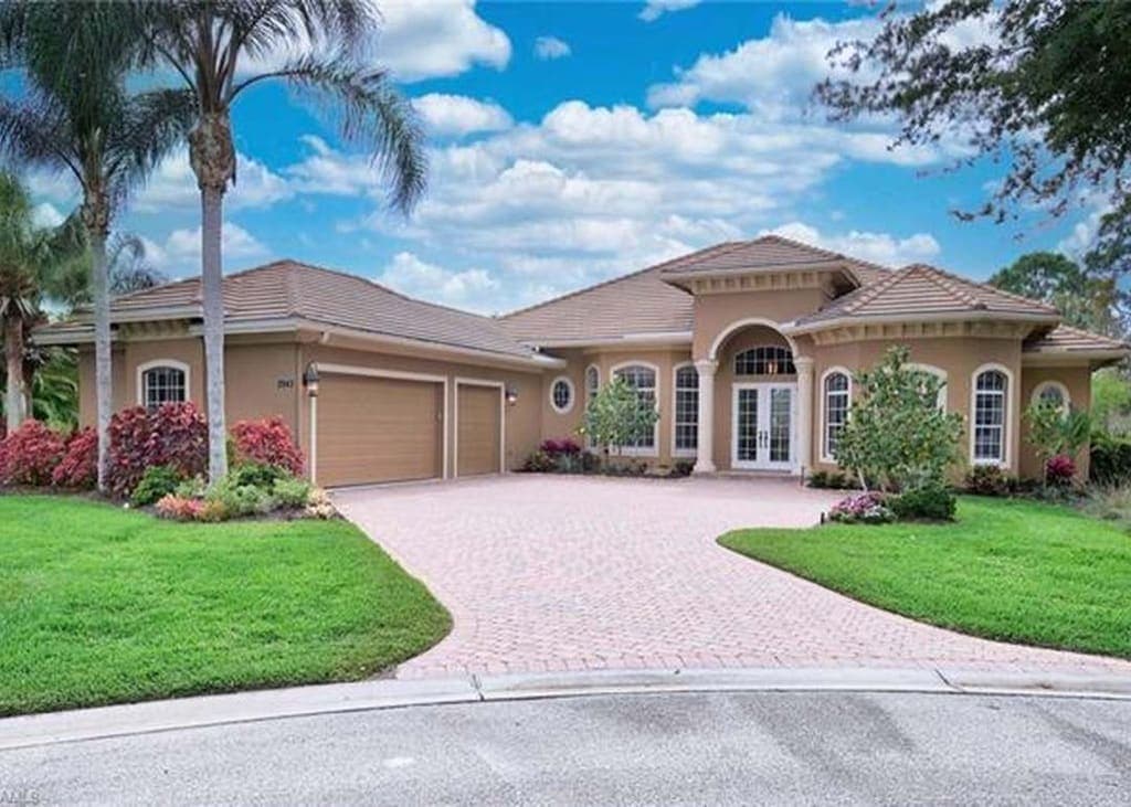 2943 Mona Lisa Blvd, Naples