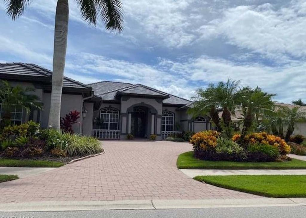 2975 Mona Lisa Blvd, Naples