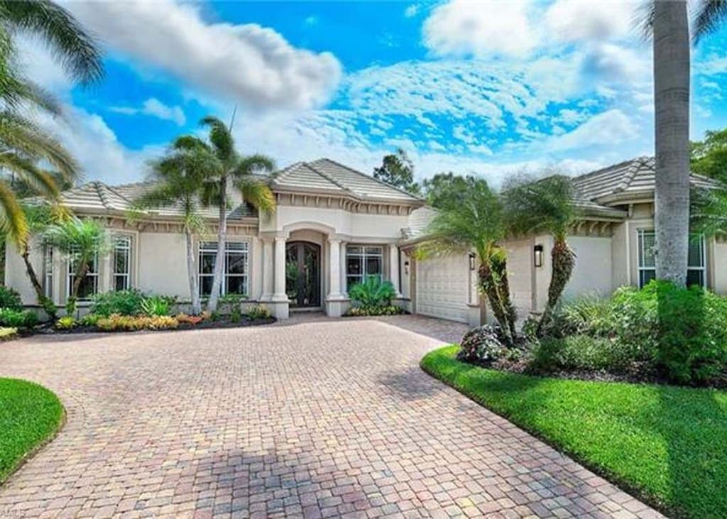 2982 Mona Lisa Blvd, Naples