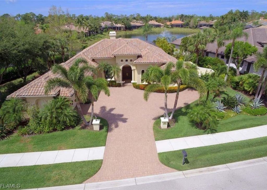 2987 Mona Lisa Blvd, Naples