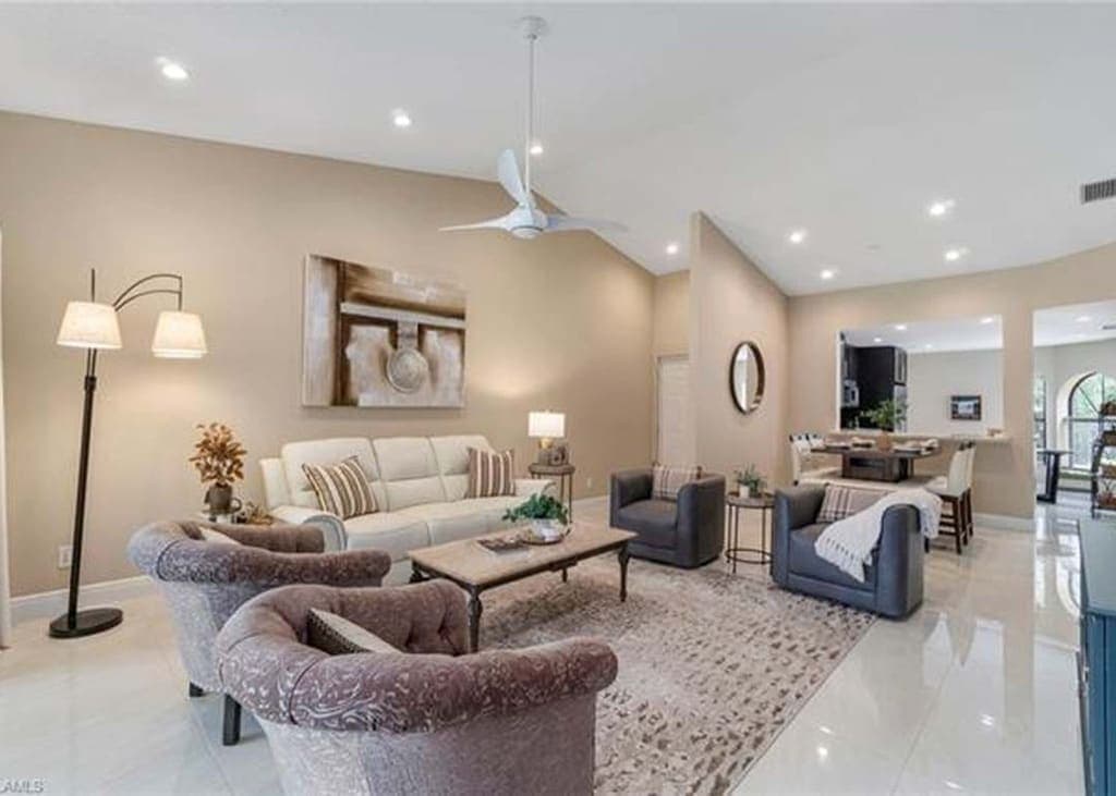 613 Serendipity Dr #613, Naples