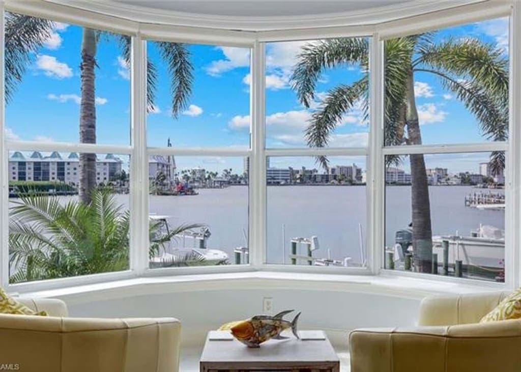 9207 Vanderbilt Dr #3, Naples