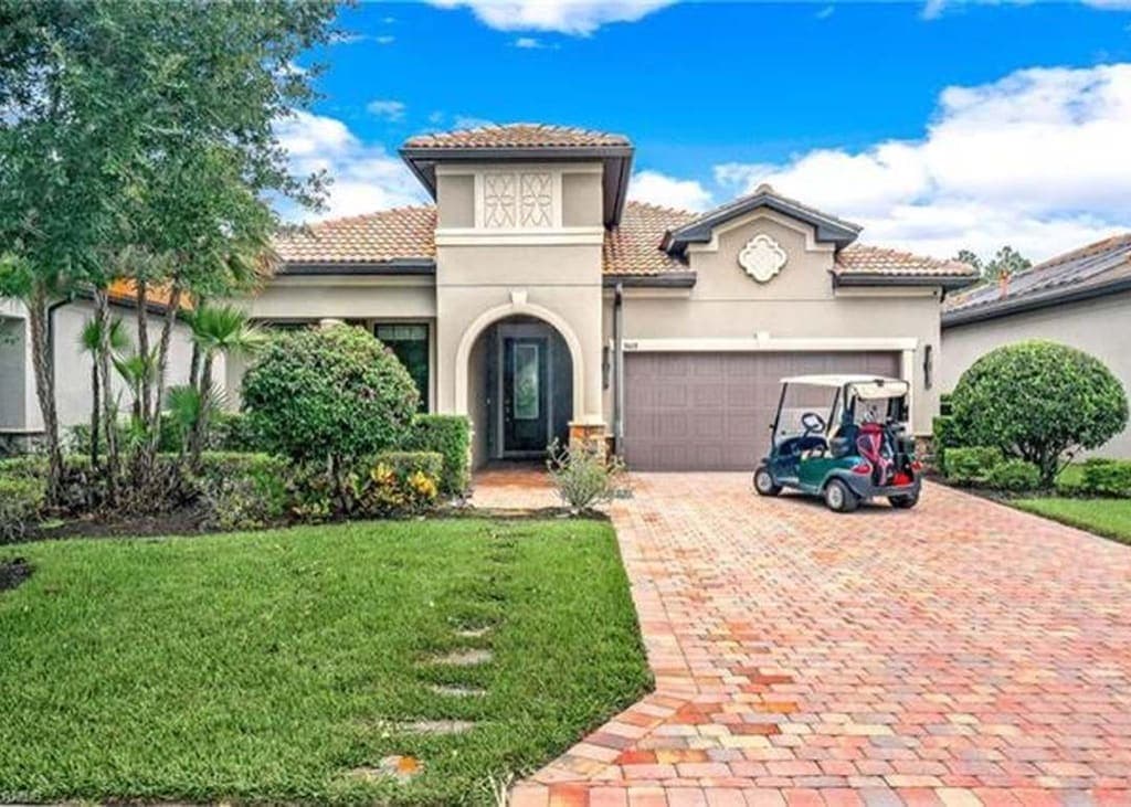 9419 Whooping Crane Way, Naples