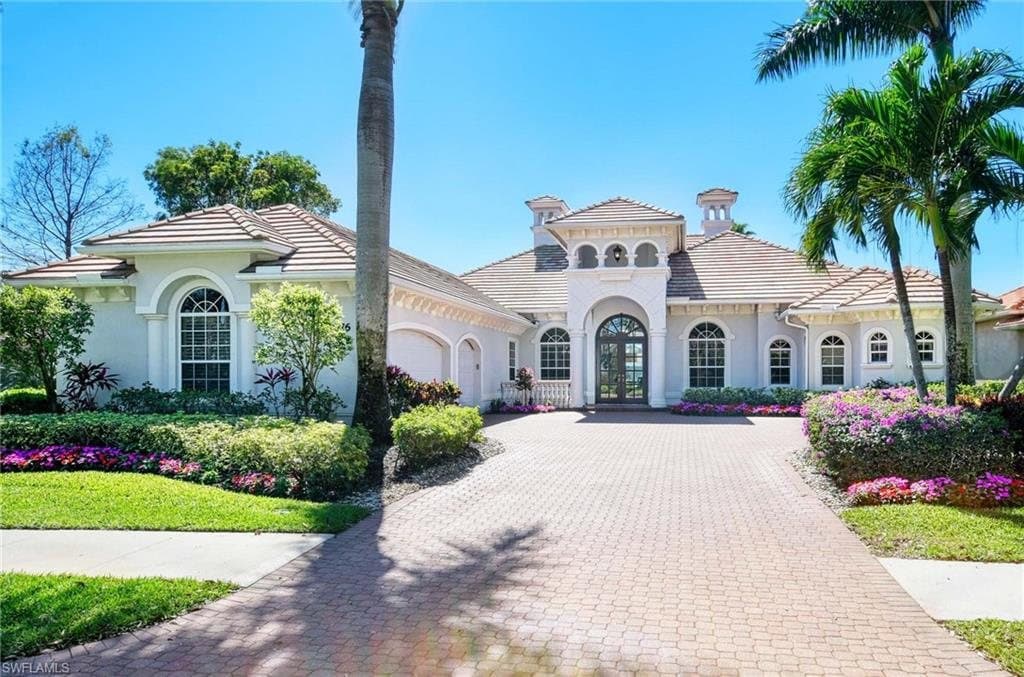 Estate home in Strada Bella at Olde Cypress