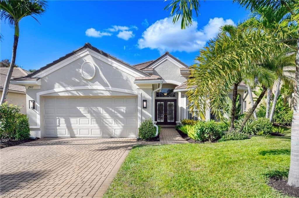 2917 Lone Pine Ln, Naples