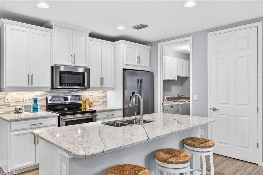 14835 Edgewater Cir - Photo 3