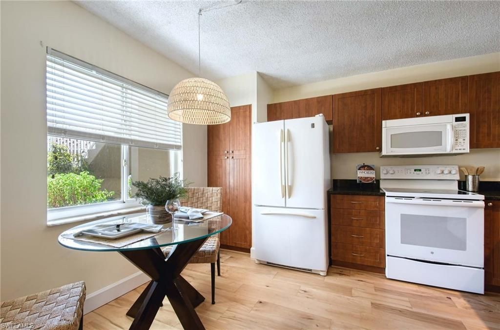 5875 Cobblestone Ln #d106 - Photo 3