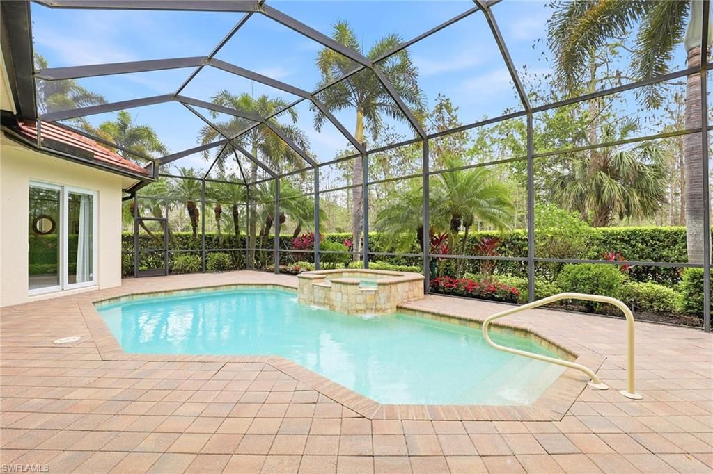 7480 Treeline Dr - Photo 2