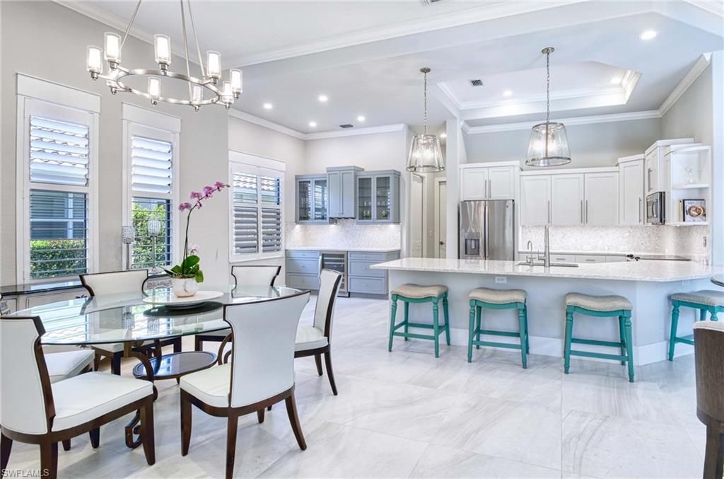 7516 Treeline Dr - Photo 3